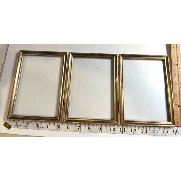 Vintage Gold-Tone Folding Triple Picture Frame With Beaded Edge 5x7 C130 - Picture 3 of 6